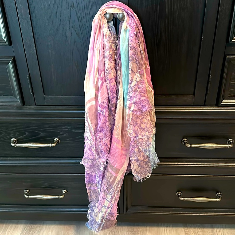 Beautiful vintage wrap